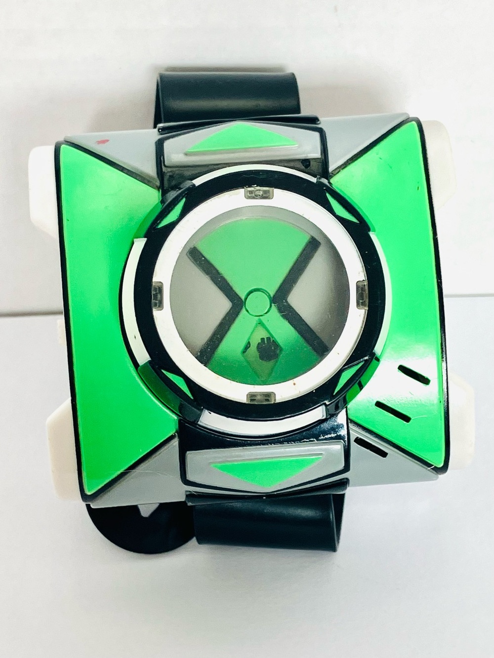 Ben 10 2018 Omnitrex Watch Works Needs Batteries Read Minor Wear Cartoon Network